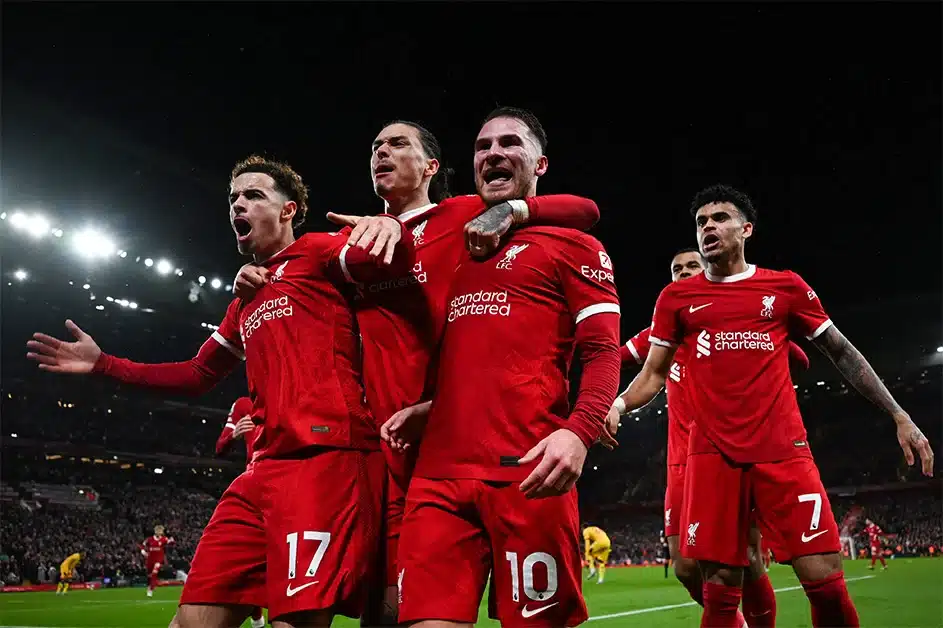 Manchester United vs Liverpool: Análisis Completo de Apuestas y Pronósticos – Premier League 2024